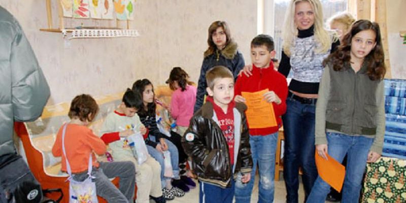 23.12.2009 Фондация Ейнджълс прави дарение на Детски център „Ронкали“, Бургас