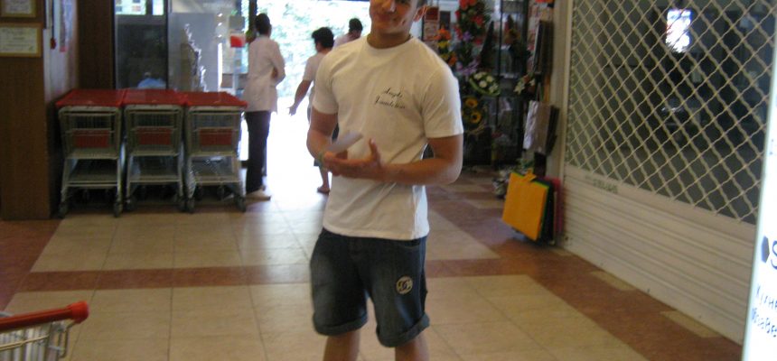 19.06.2011 Кампания „Купи и дари в София,магазин „Елемаг“